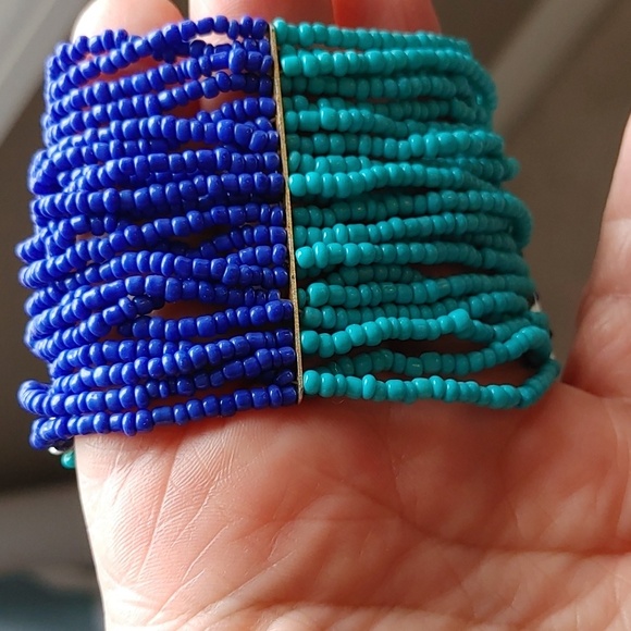 🇨🇦3 For $20🇨🇦WOMEN'S SEED BEAD BRACELET - Picture 2 of 3